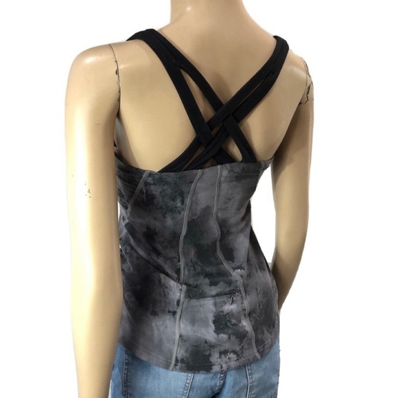 Tops - lucy sport top acid wash